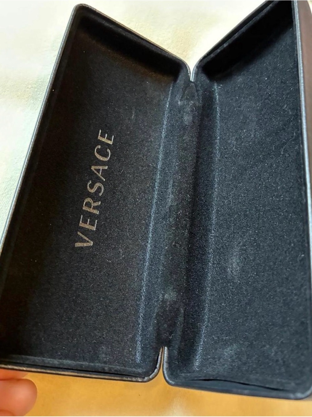 Versace black leather sunglasses hard case - Picture 6 of 8